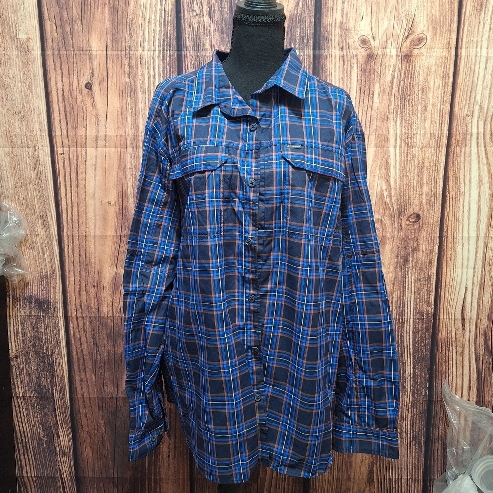 Columbia Blue Omni-shade Outdoor Button up Size XL NWOT